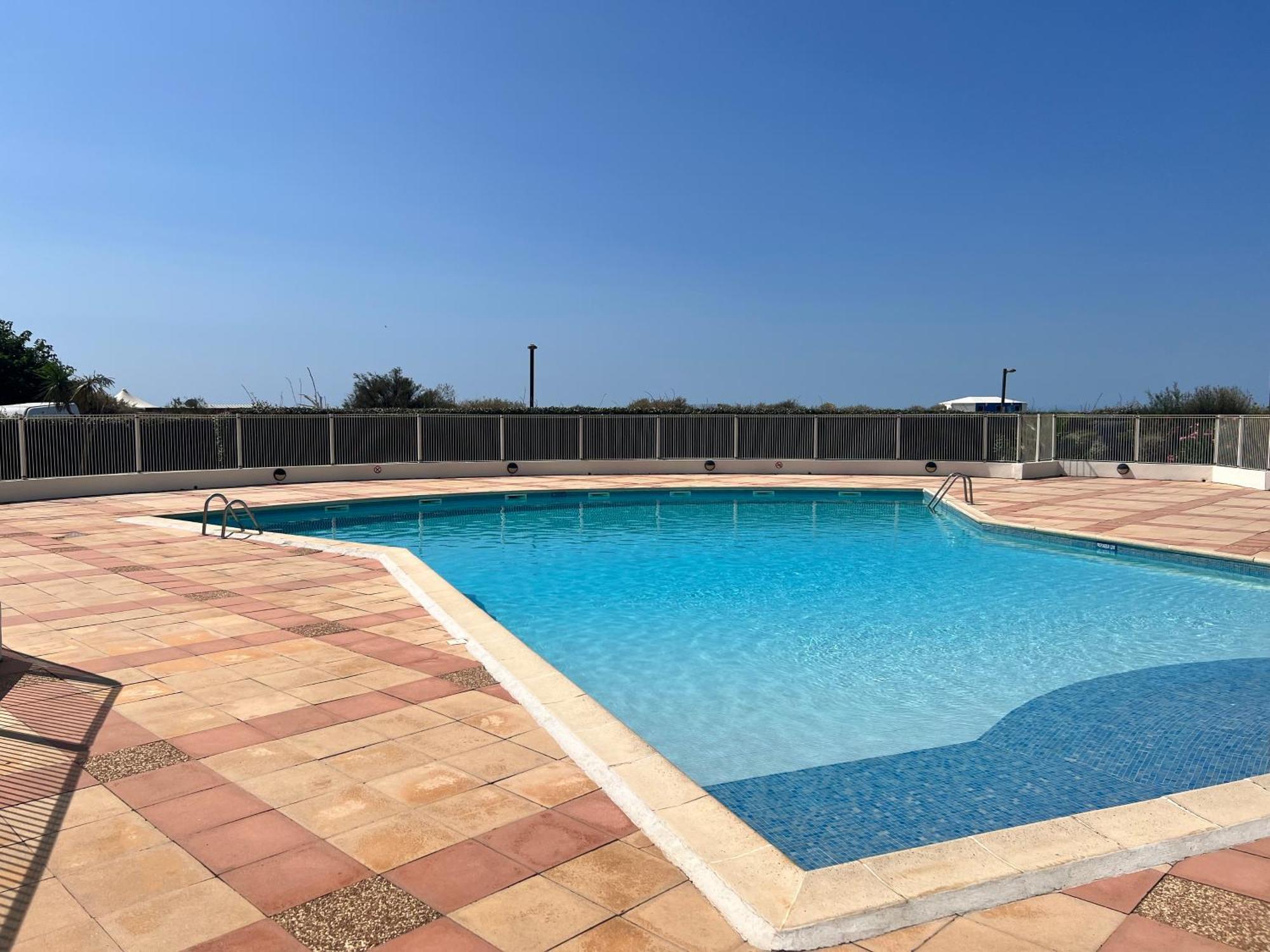 En Front De Mer, Magnifique Appartement 6 Pers. Agde Exterior photo